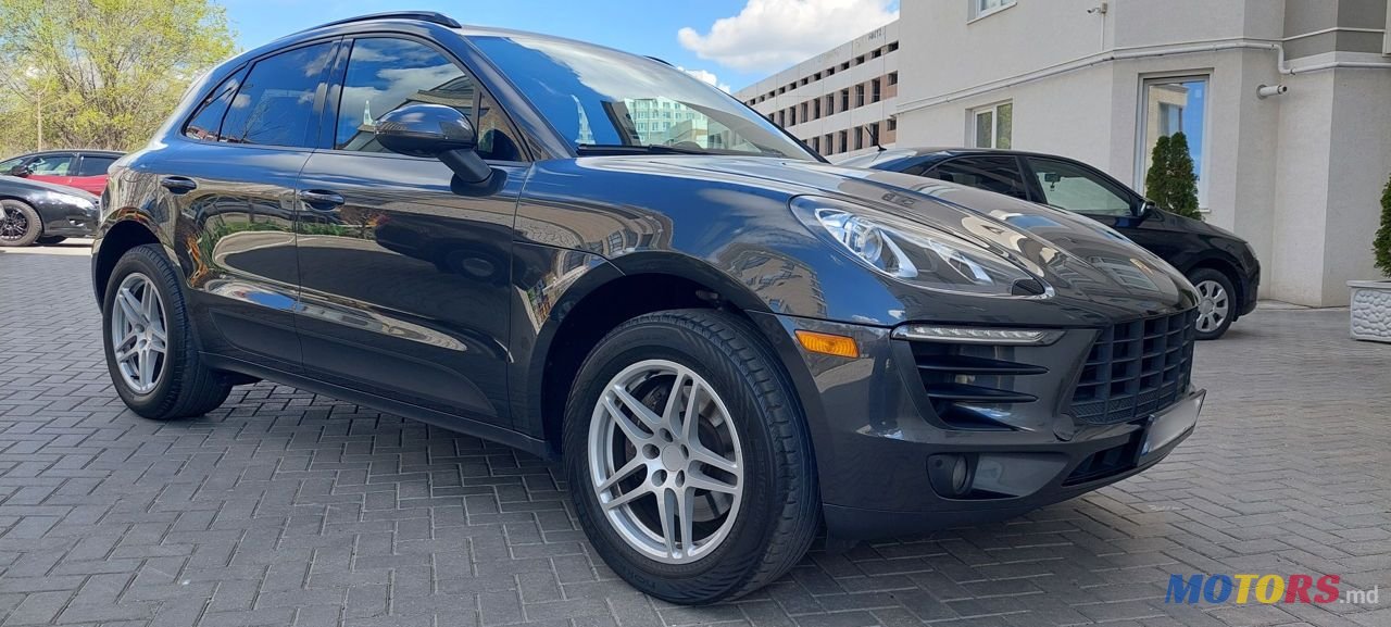 2017' Porsche Macan photo #6