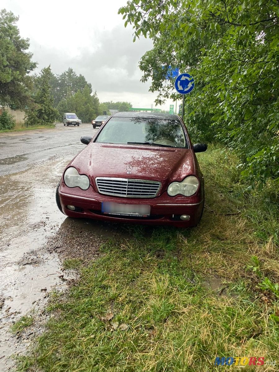 2003' Mercedes-Benz C Класс photo #5