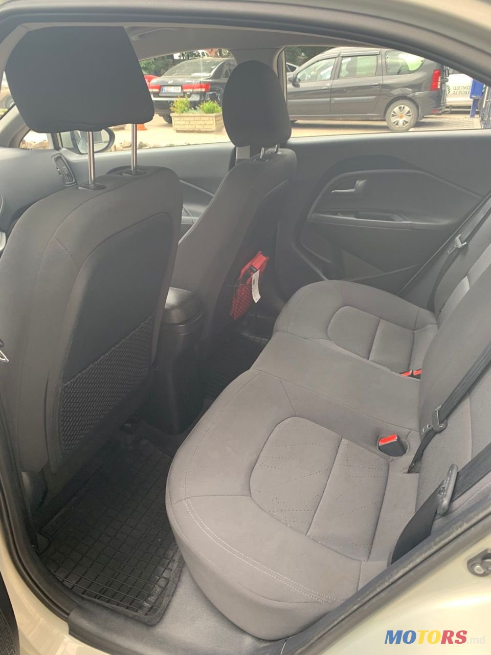 2013' Kia Rio photo #3