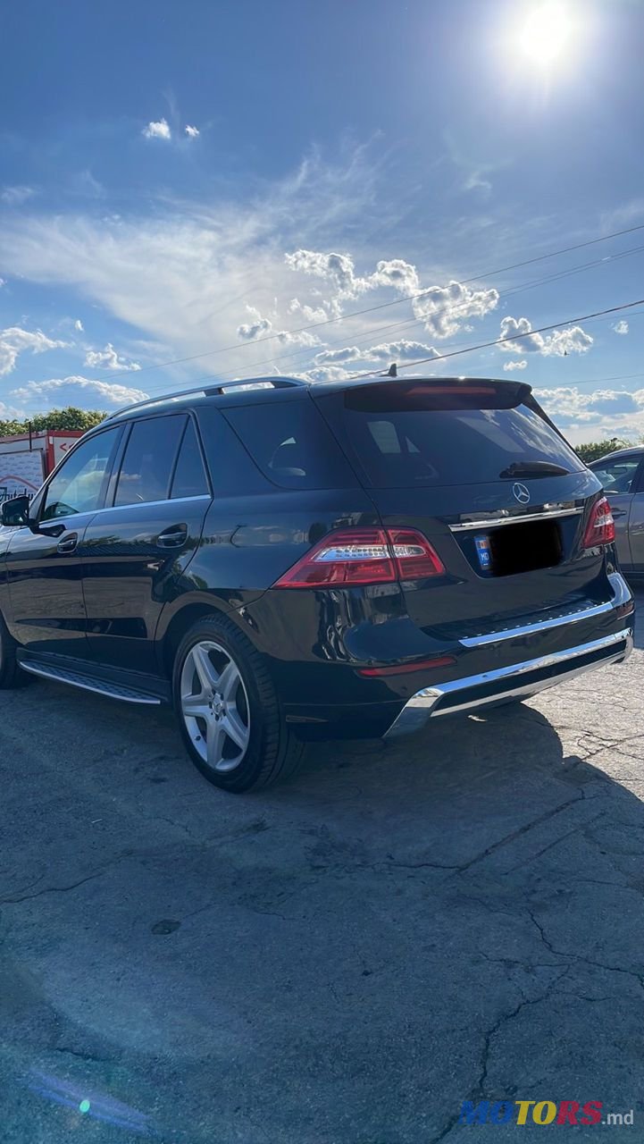 2013' Mercedes-Benz M Класс photo #6