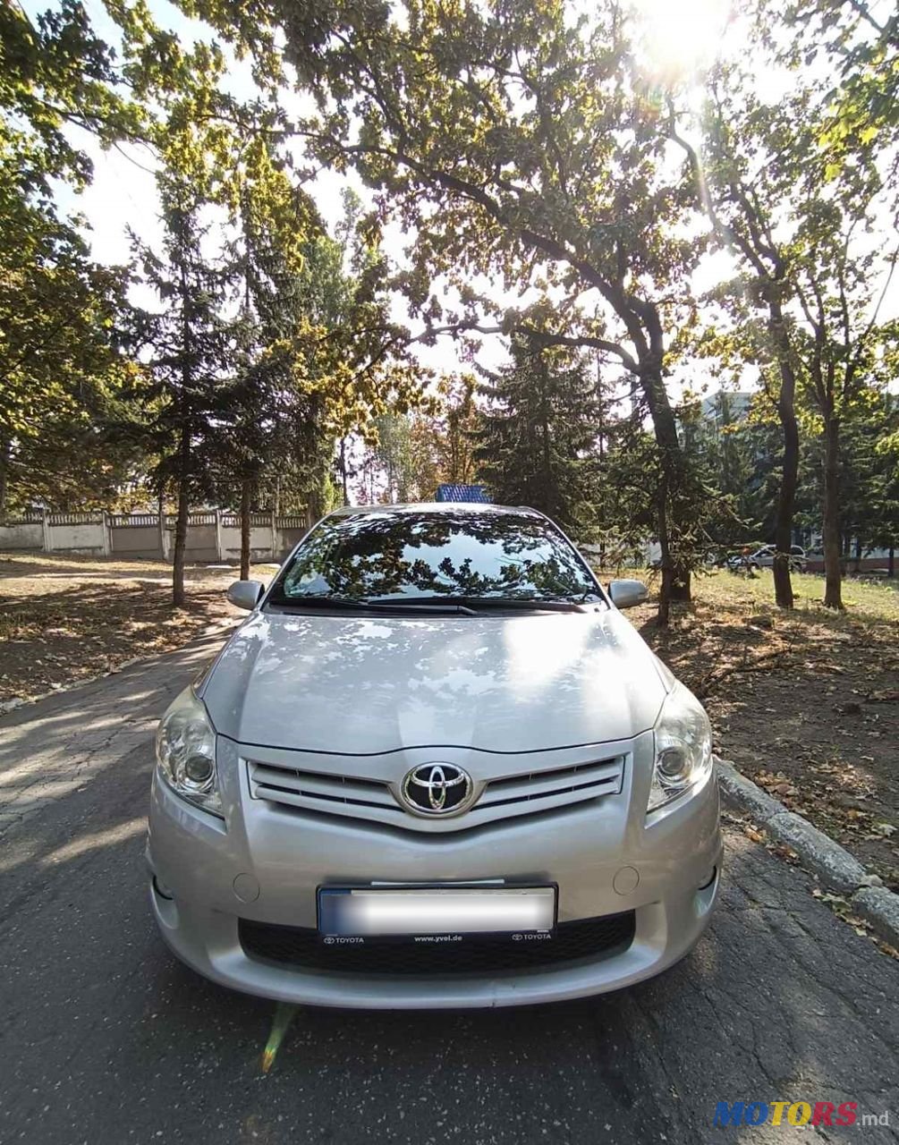 2010' Toyota Auris photo #4