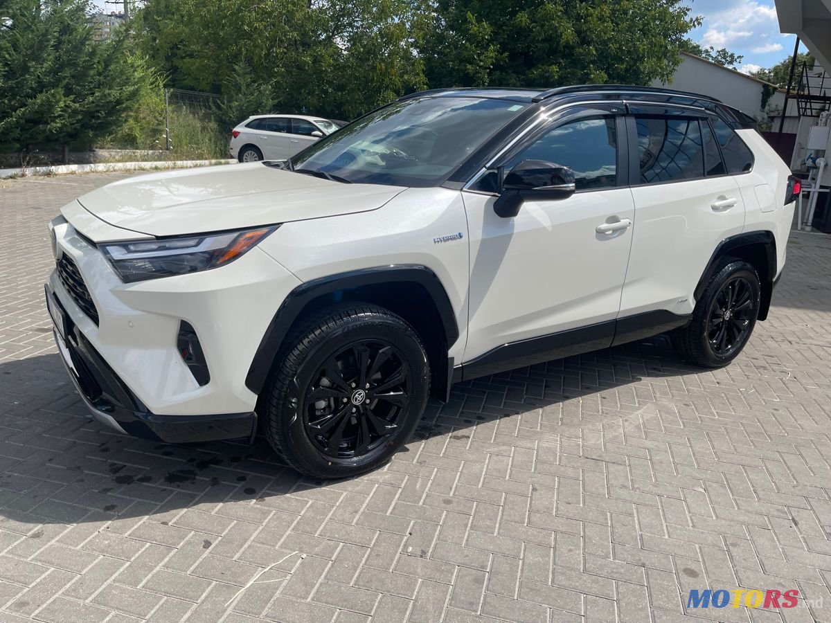 2021' Toyota RAV4 photo #2