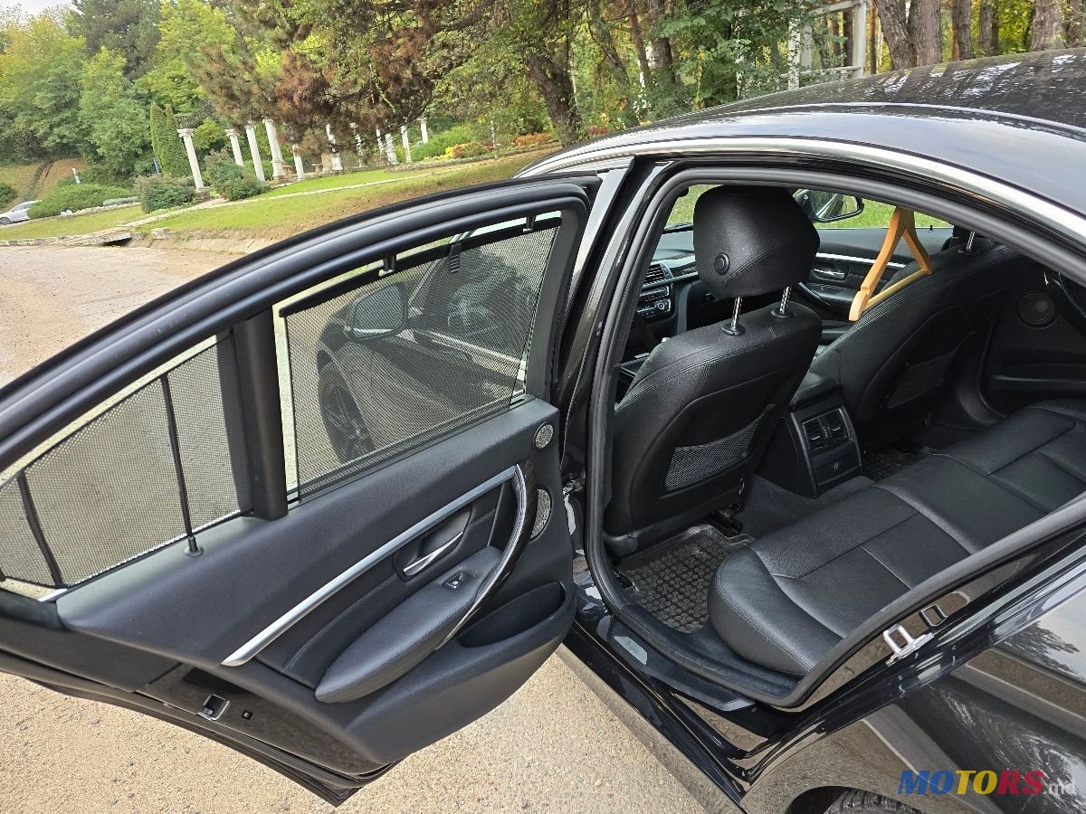 2015' BMW 3 Series photo #5