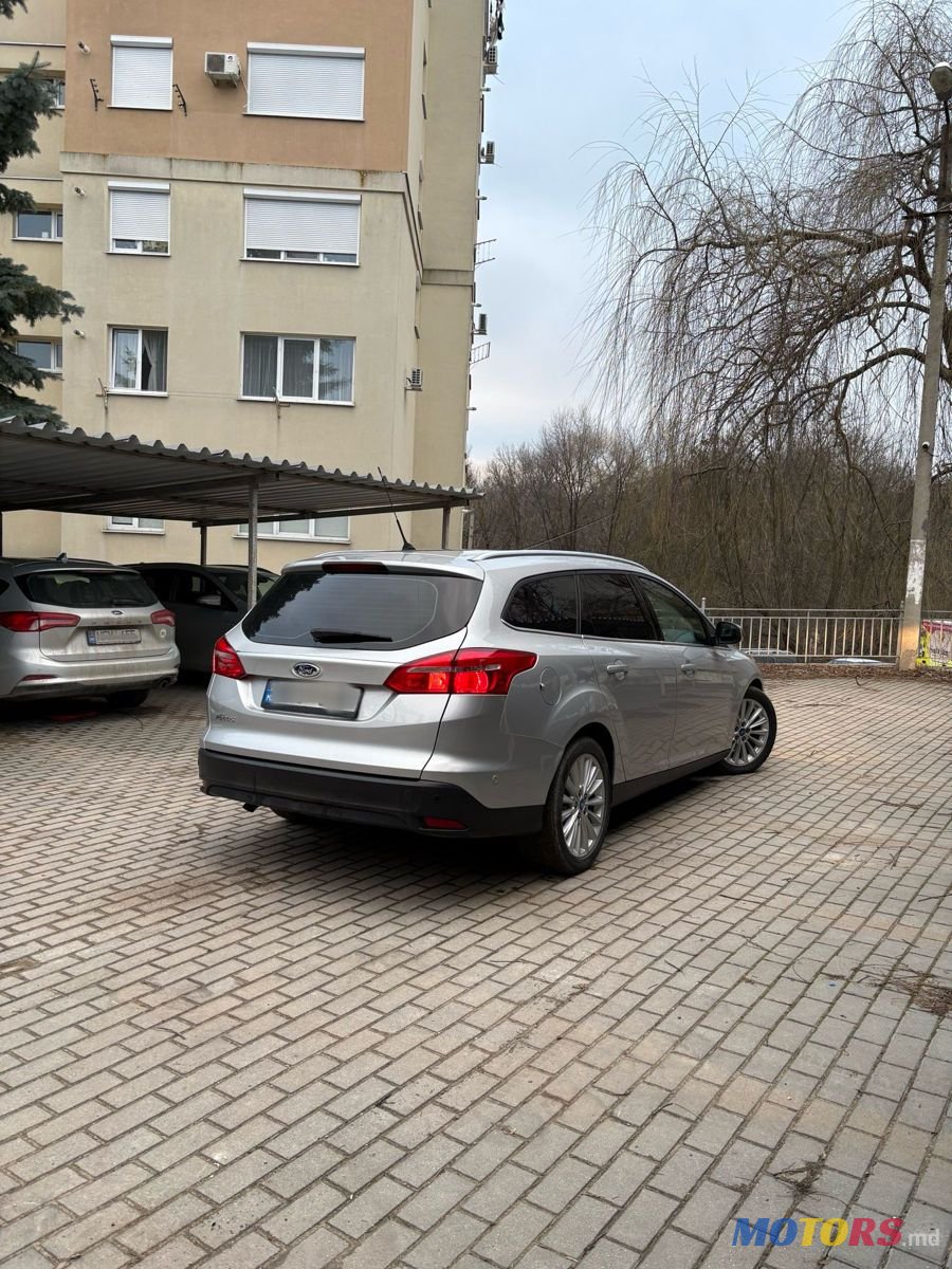 2015' Ford Focus photo #6