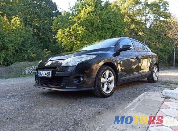 2010' Renault Megane photo #2