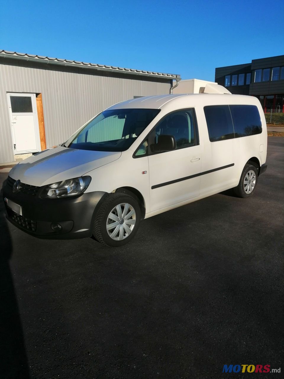 2012' Volkswagen Caddy photo #1