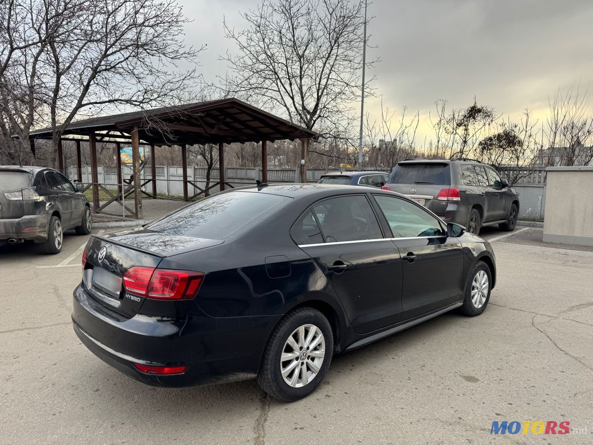 2013' Volkswagen Jetta photo #4