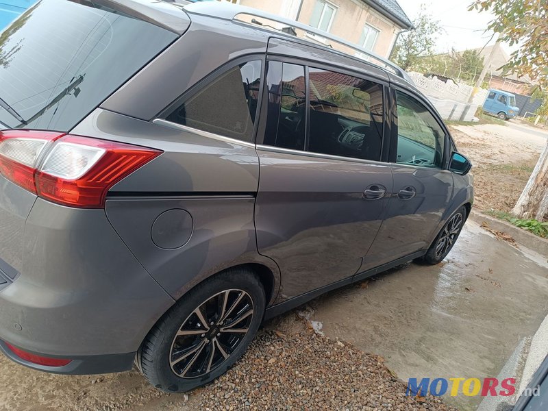 2014' Ford Grand C-MAX photo #4