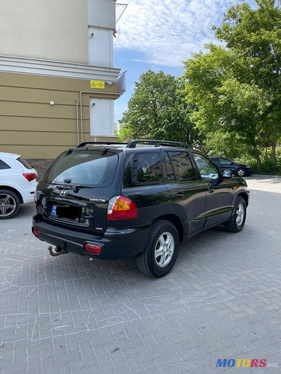 2004' Hyundai Santa Fe photo #3