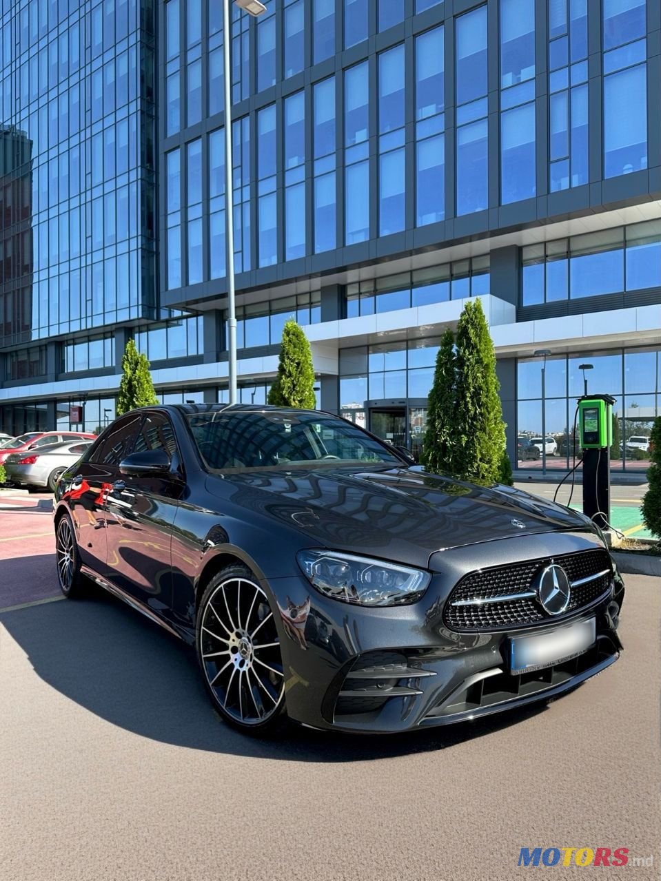 2021' Mercedes-Benz E-Class photo #1