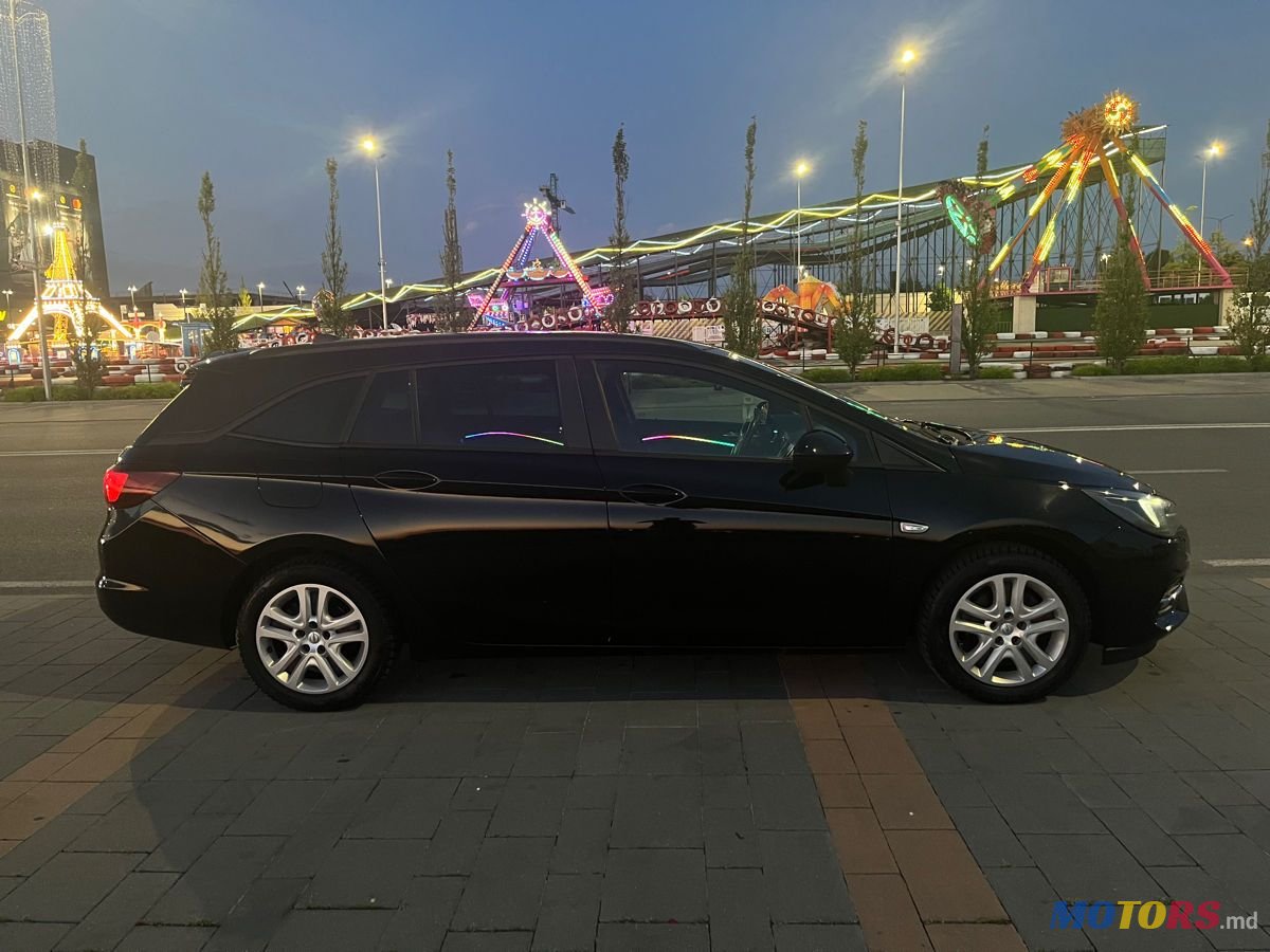 2021' Opel Astra photo #4