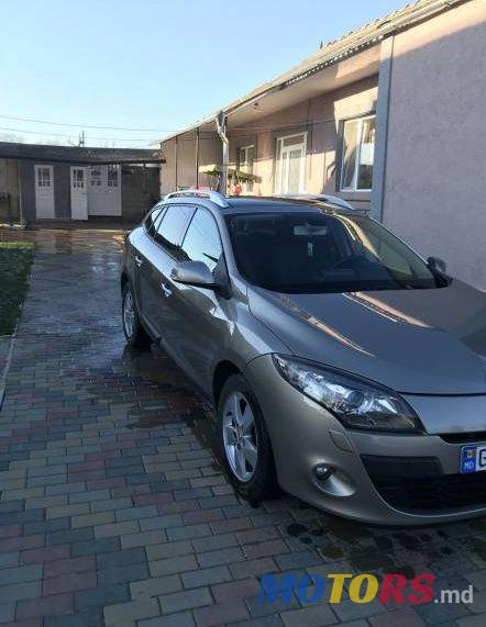 2012' Renault Megane photo #1