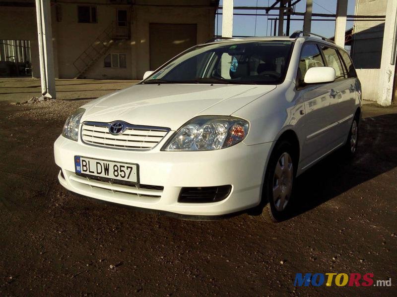 2004' Toyota Corolla photo #4