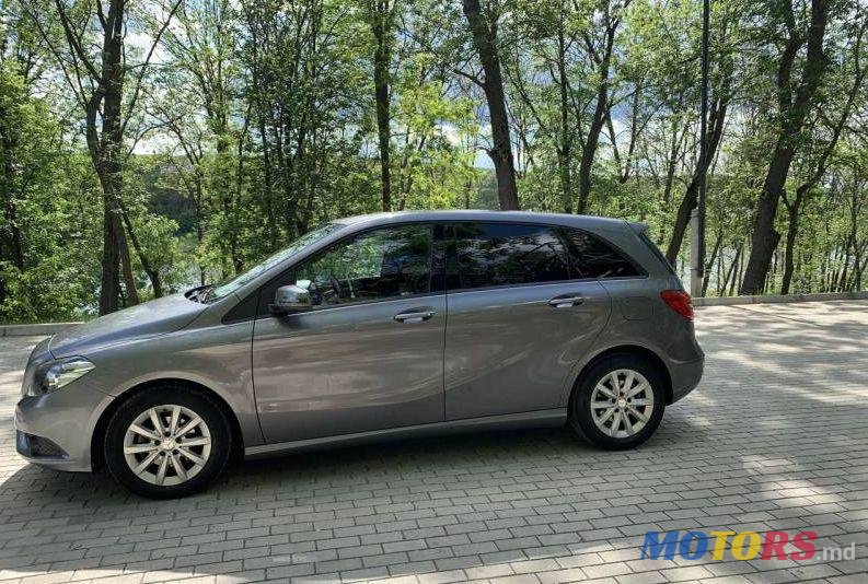 2014' Mercedes-Benz B photo #1