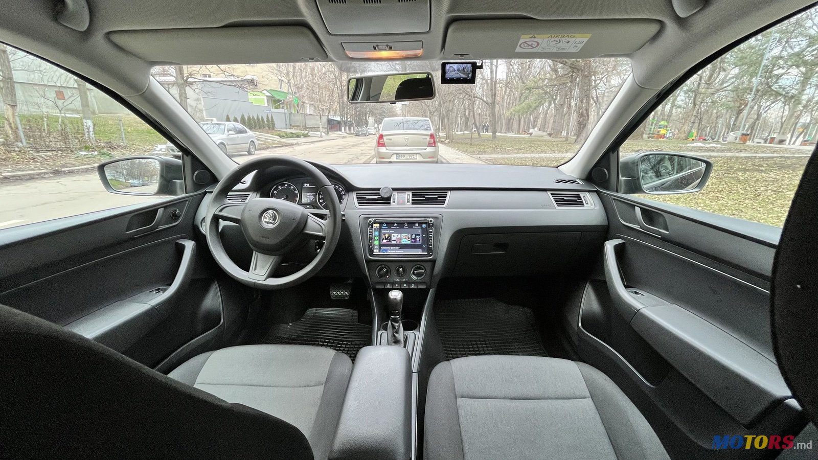 2015' Skoda Rapid photo #1