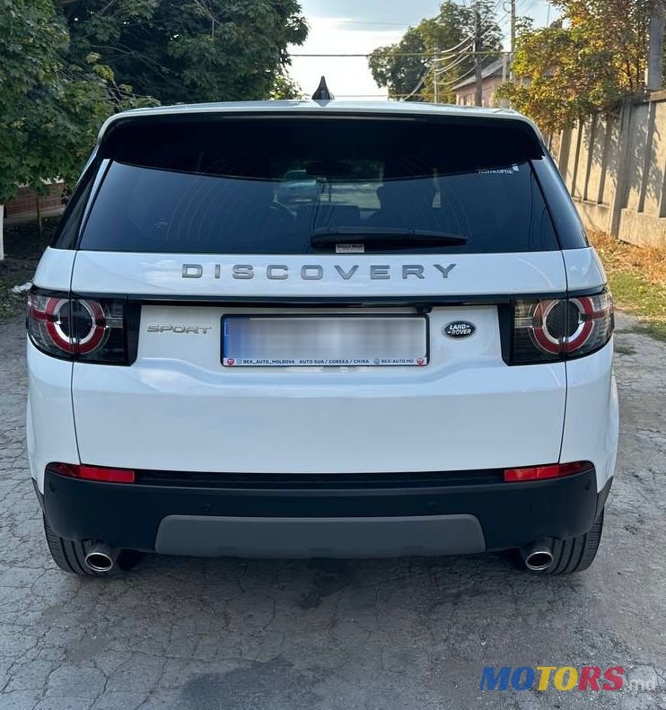 2018' Land Rover Discovery Sport photo #4