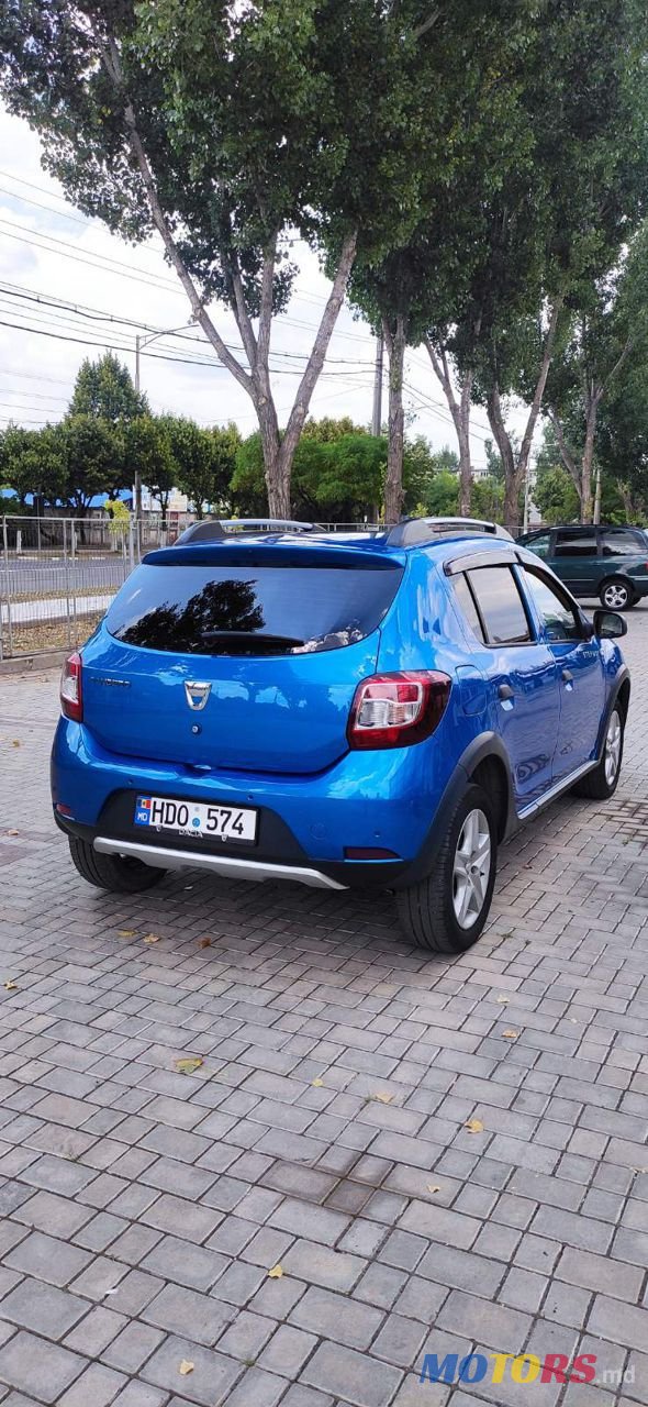 2016' Dacia Sandero Stepway photo #3