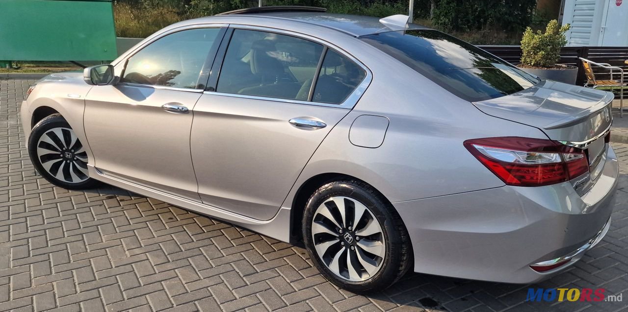 2017' Honda Accord photo #3