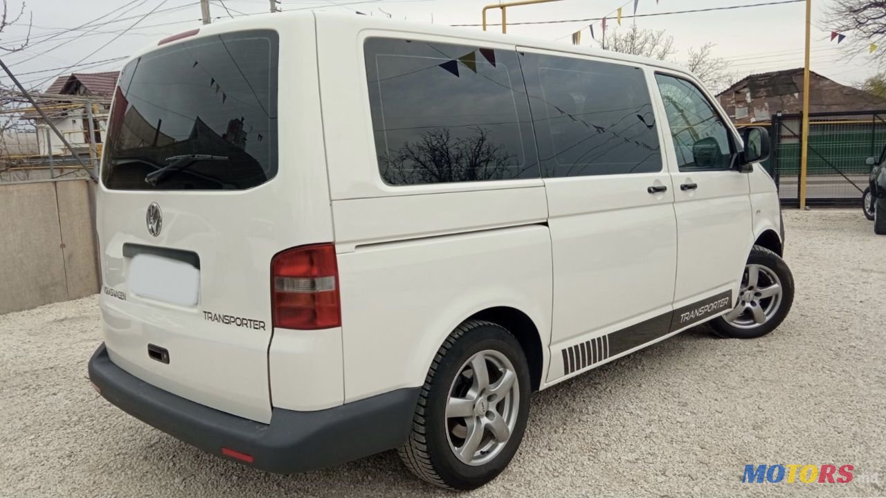 2003' Volkswagen Transporter photo #3