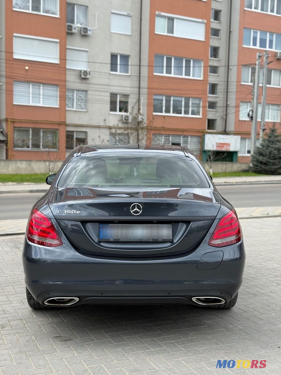 2015' Mercedes-Benz C-Class photo #2