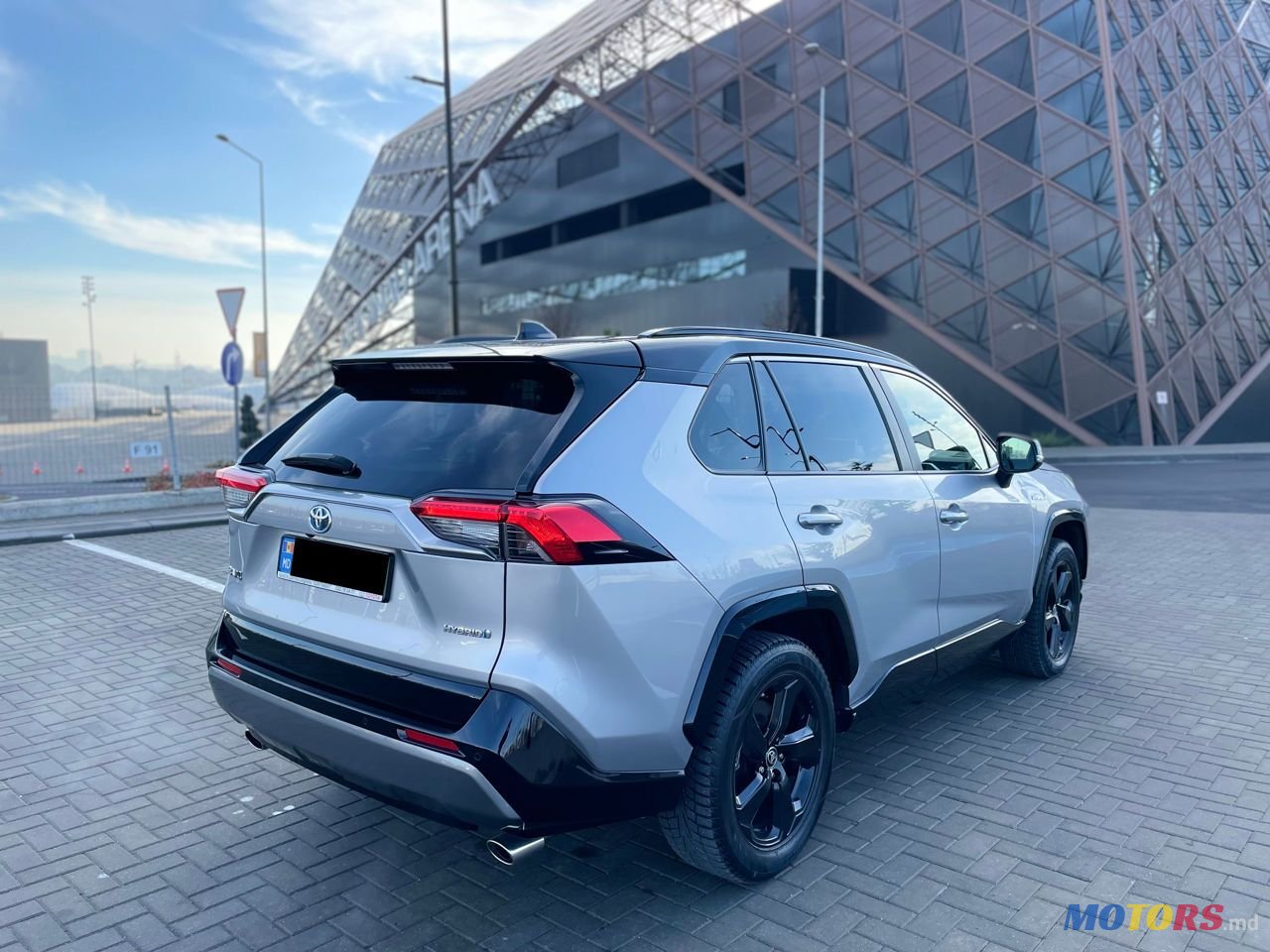 2020' Toyota RAV4 photo #3