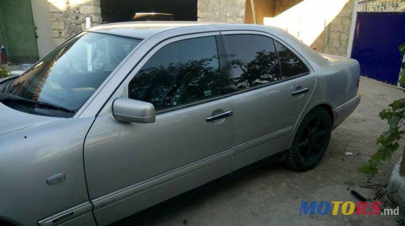 1998' Mercedes-Benz E photo #1
