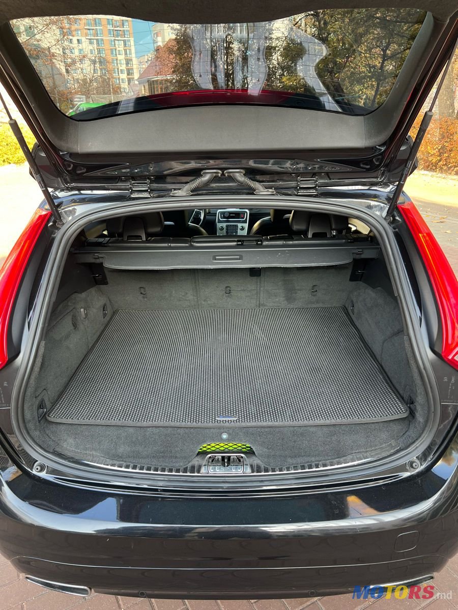 2013' Volvo V60 photo #5