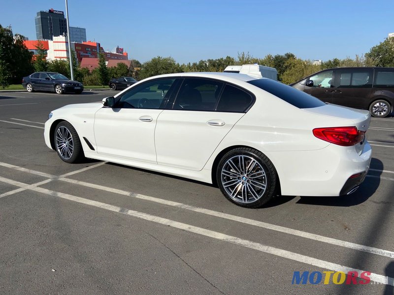 2018' BMW 5 Series photo #6