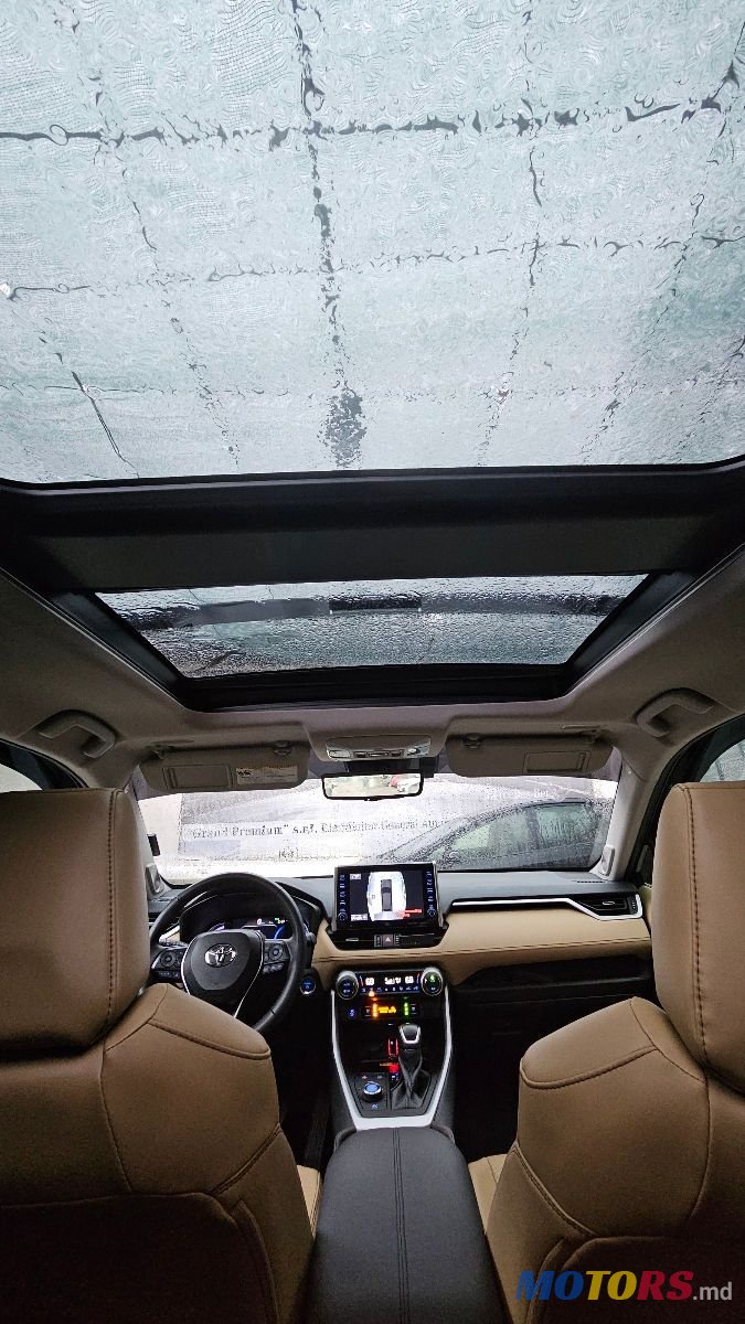 2022' Toyota RAV4 photo #4