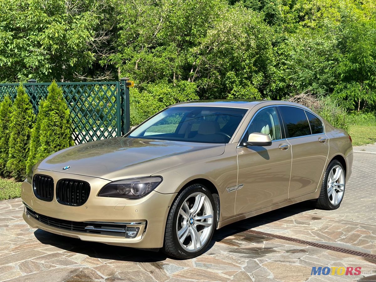 2011' BMW 7 Series photo #3