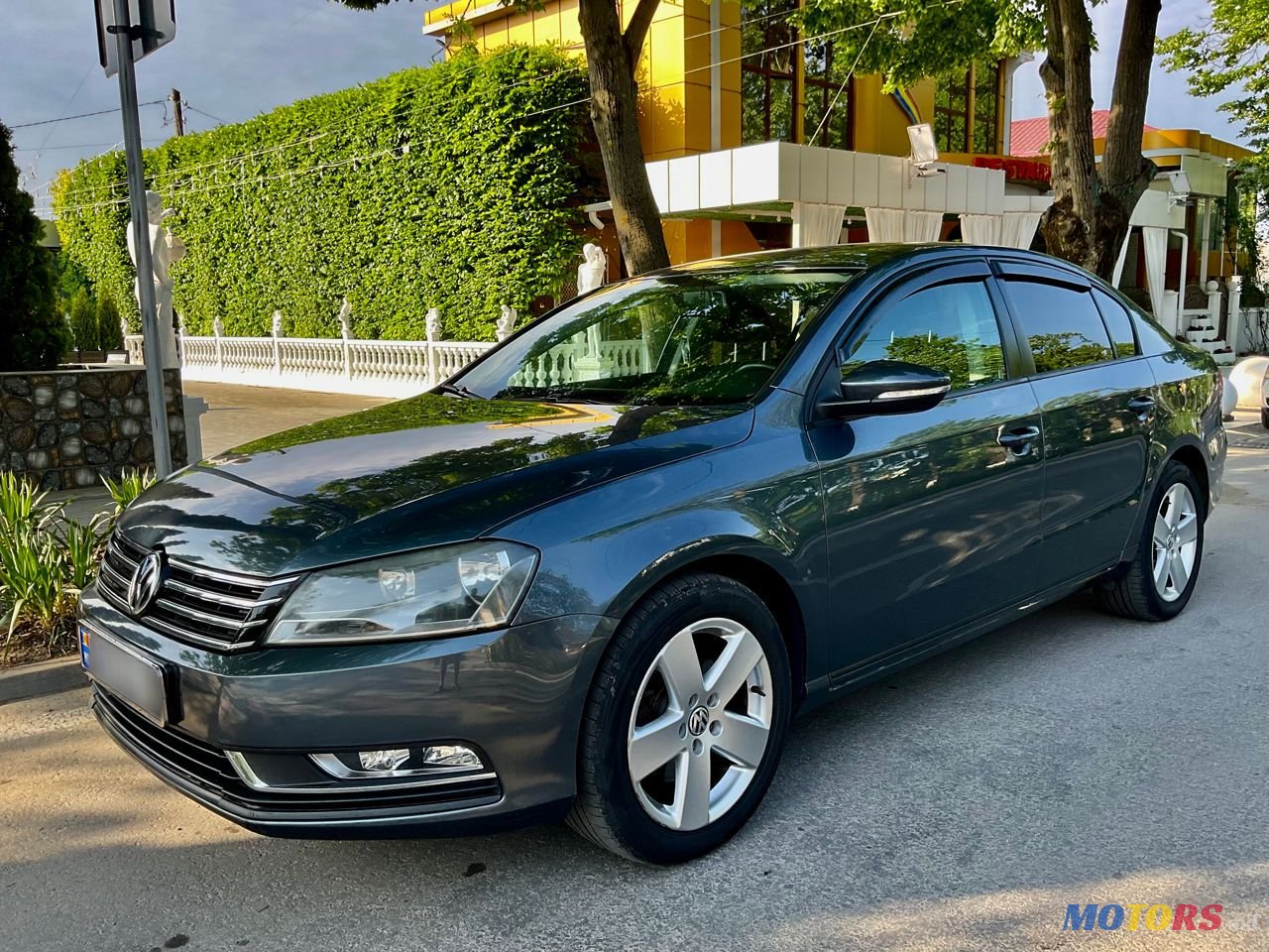 2012' Volkswagen Passat photo #3