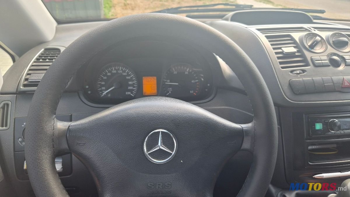 2013' Mercedes-Benz Vito photo #6