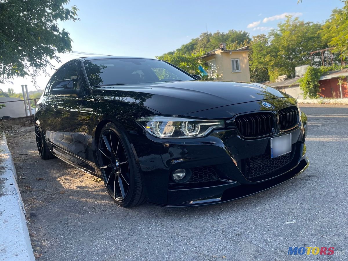 2015' BMW 3 Series photo #2