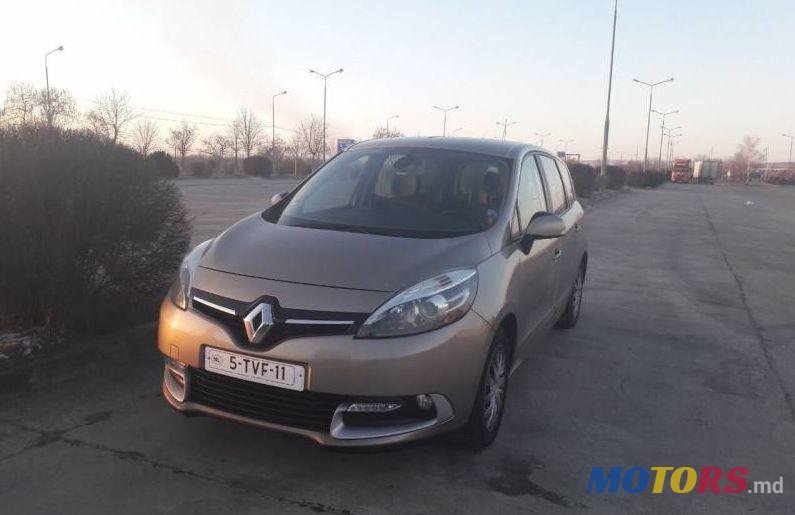 2014' Renault Grand Scenic photo #1