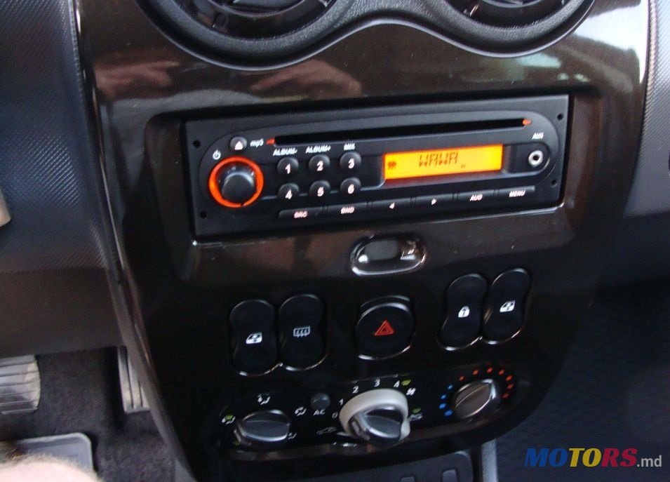 2012' Dacia Duster 2012 103300 km Diesel SUV photo #6