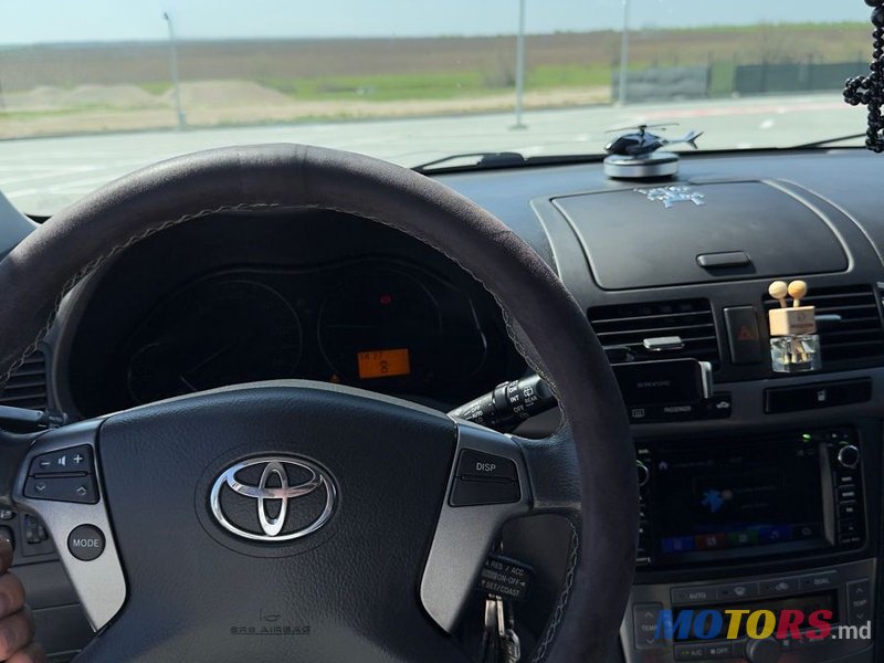 2007' Toyota Avensis photo #6