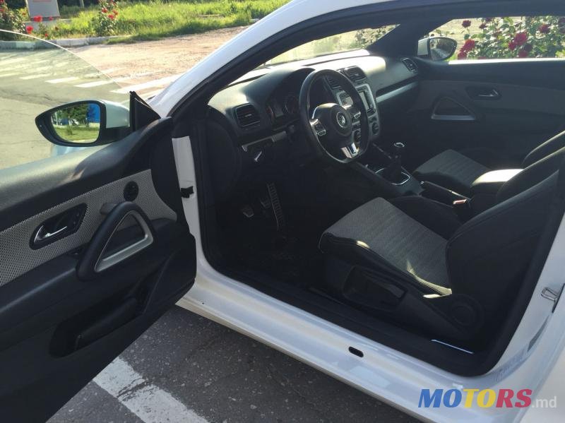 2009' Volkswagen Scirocco photo #3