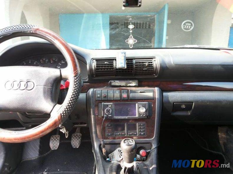 1995' Audi A4 photo #1