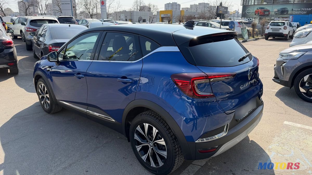 2024' Renault Captur photo #3