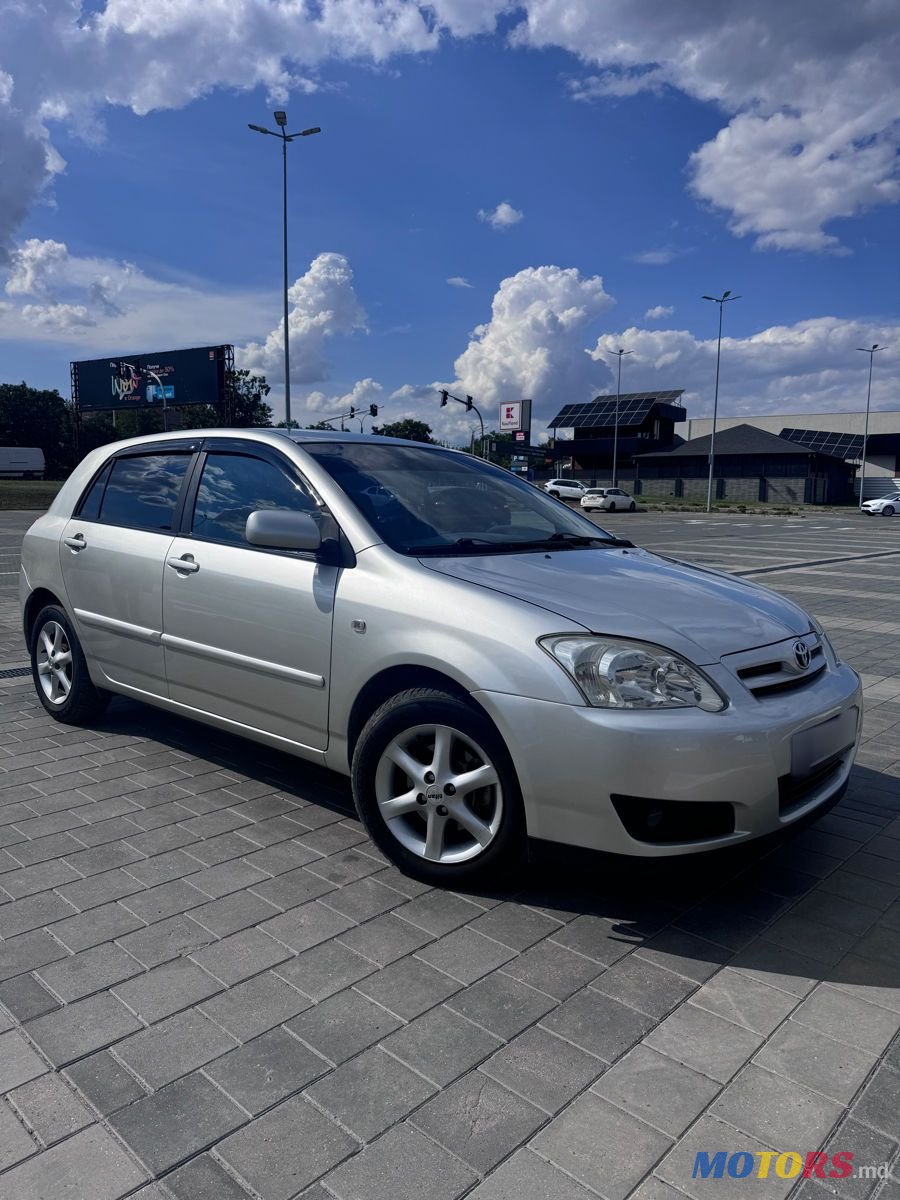 2005' Toyota Corolla photo #5
