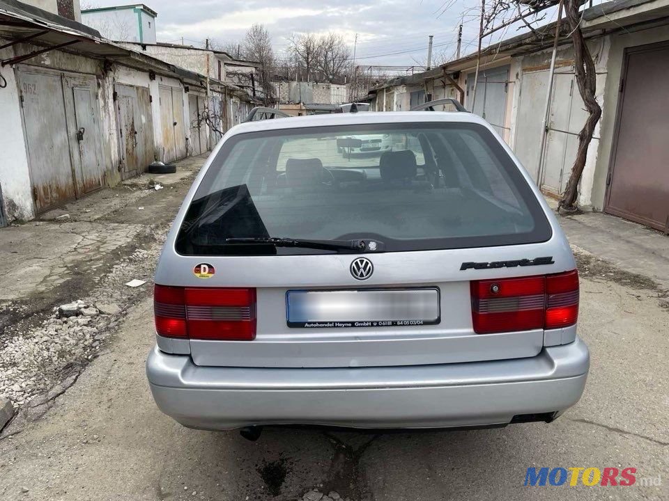 1996' Volkswagen Passat photo #5