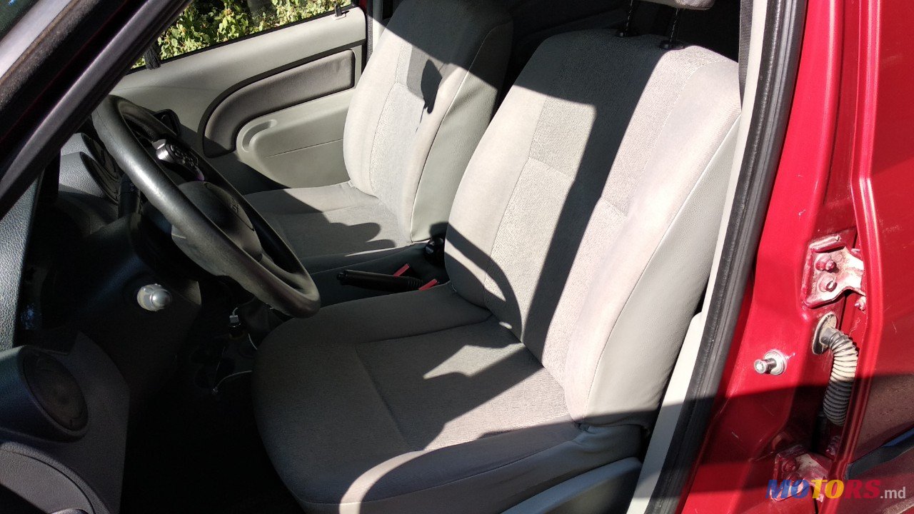 2007' Dacia Logan photo #6