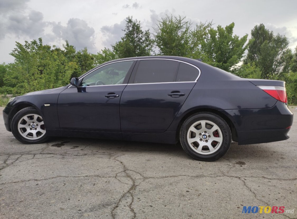 2004' BMW 520 photo #3
