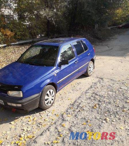 1995' Volkswagen Golf photo #2