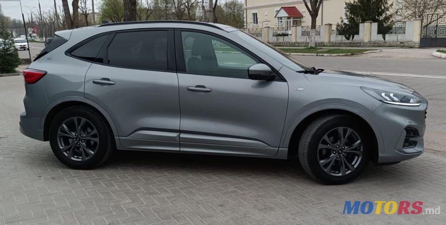 2020' Ford Kuga photo #3