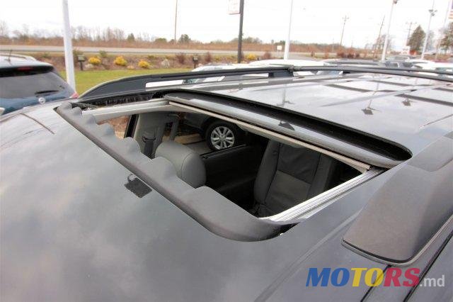 2012' Toyota Sequoia photo #4