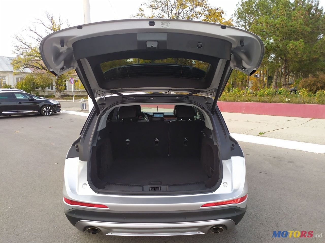 2020' Lincoln Corsair photo #6