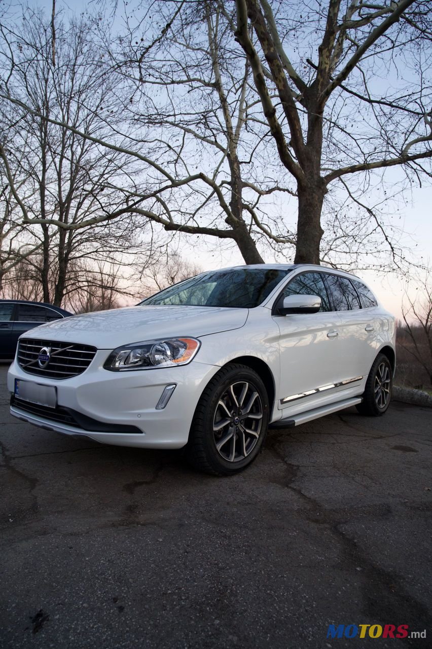 2016' Volvo XC60 photo #1