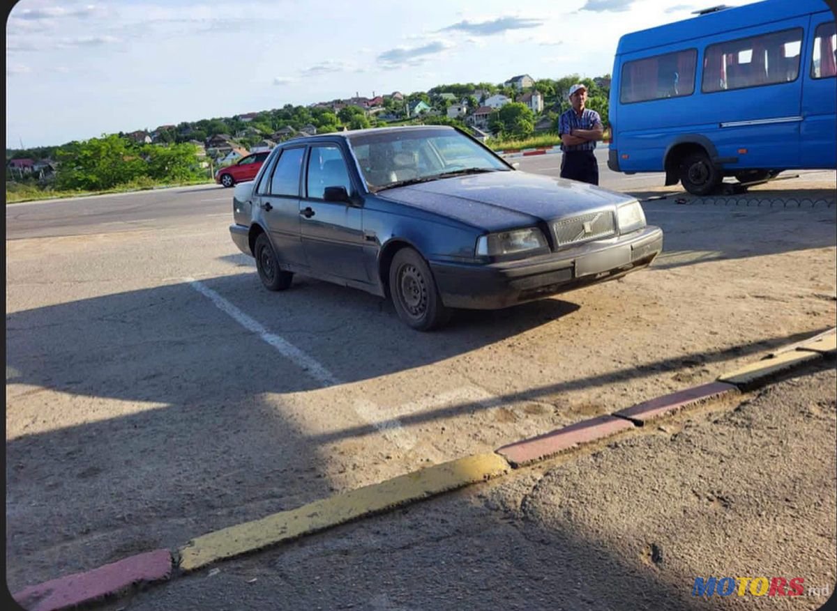 1996' Volvo 400 Series photo #1