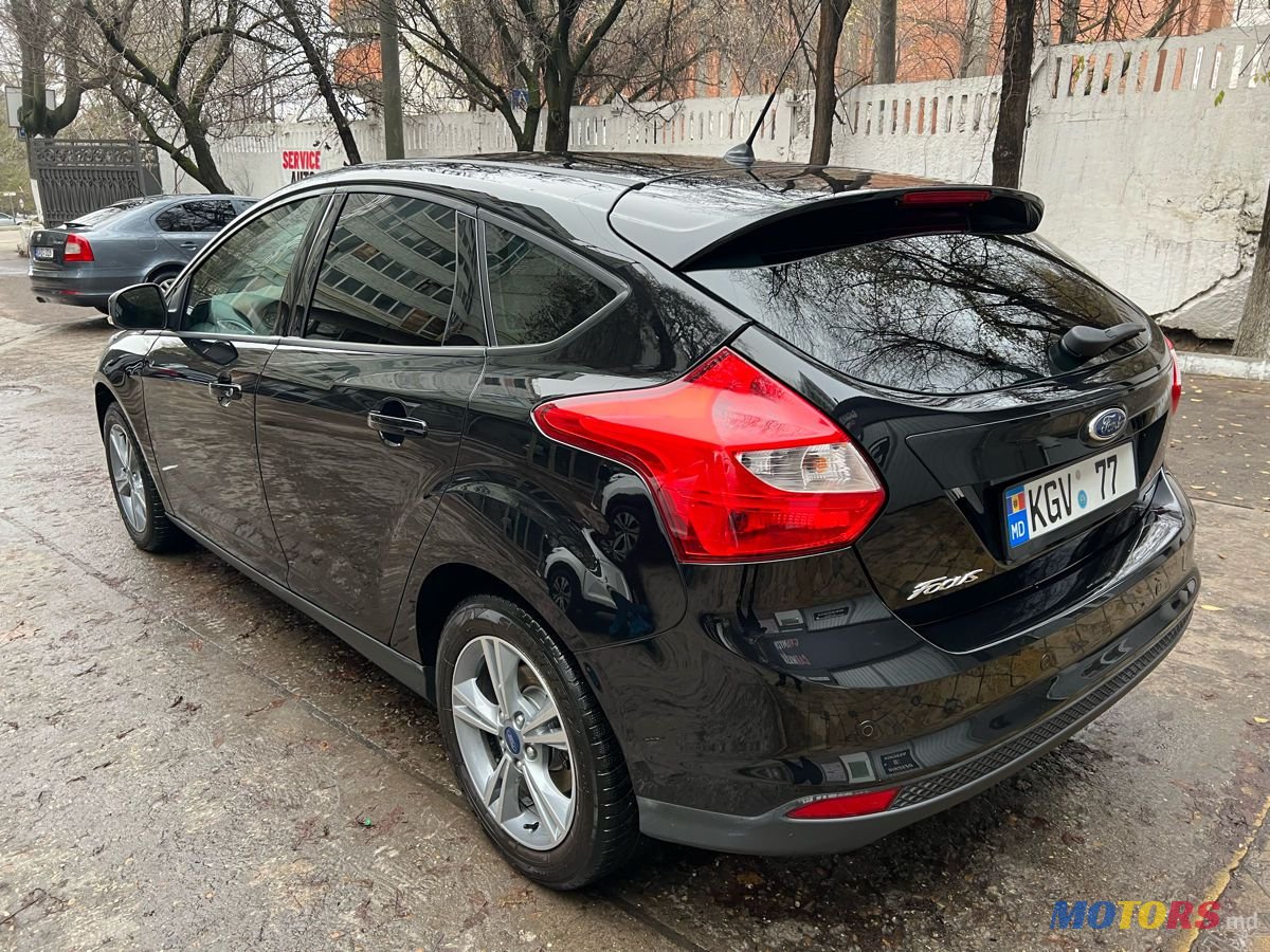 2014' Ford Focus photo #4